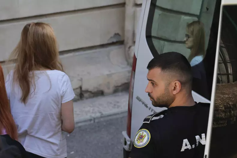 Maria Miron şi Mirela Păiuş la CAB 20aug foto vlad chirea 2