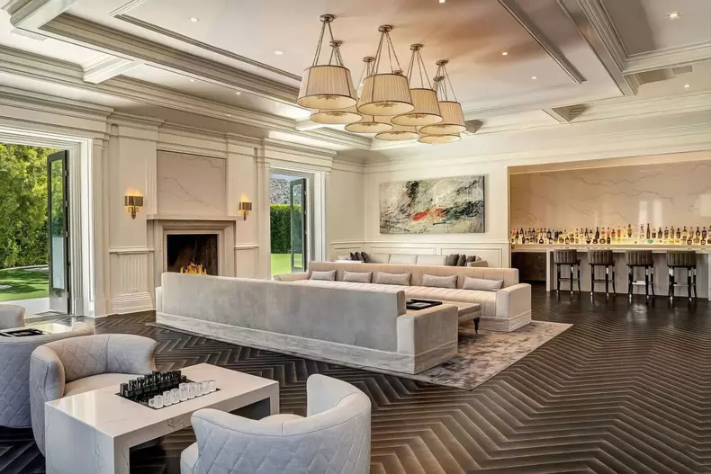 Jennifer Lopez and Ben Affleck home in Beverly Hills