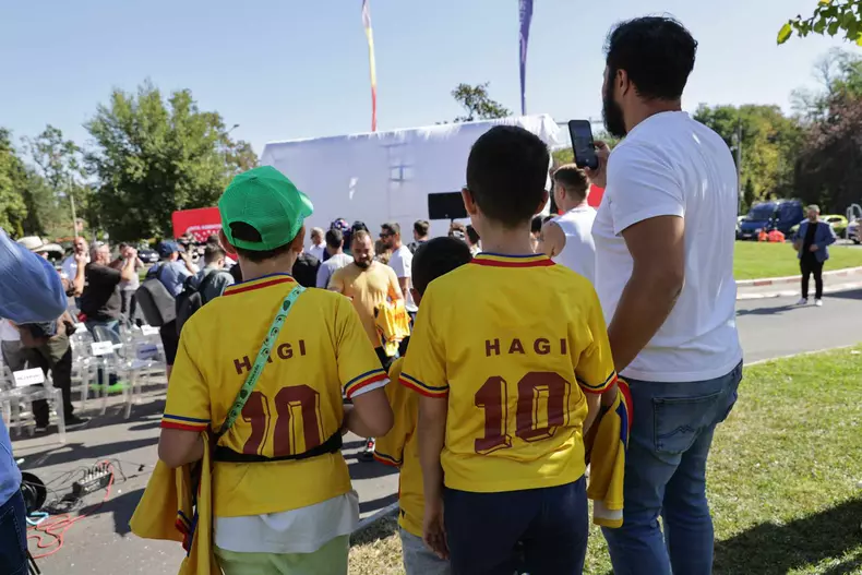 monumentul dedicat Generatiei de Aur 7 FOTO Vlad Chirea