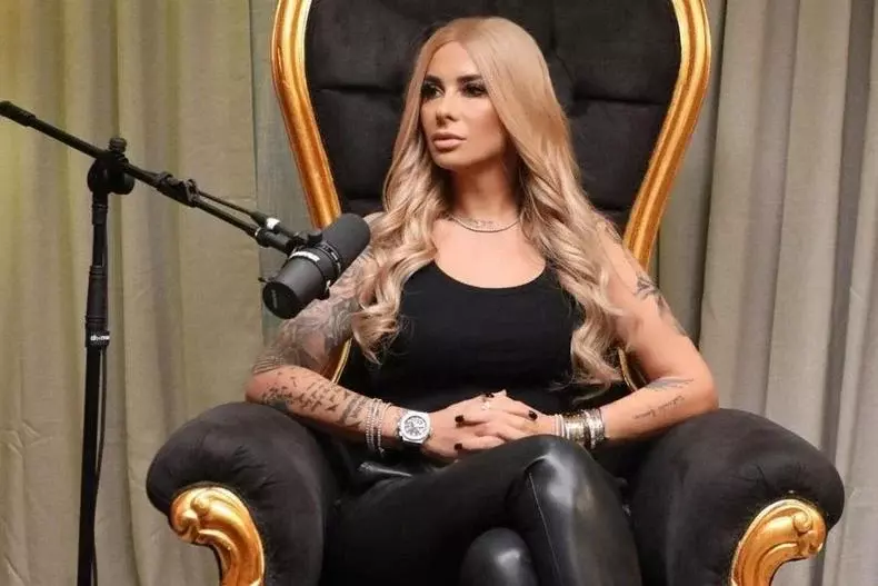 VIDEO Cum a decurs prima și singura discuție dintre Anamaria Prodan și Corina Caciuc, partenera lui Laurențiu Reghecampf. „I-am dat un mesaj”