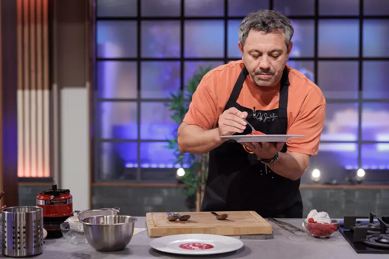 MasterChef - Restul e placere (6)