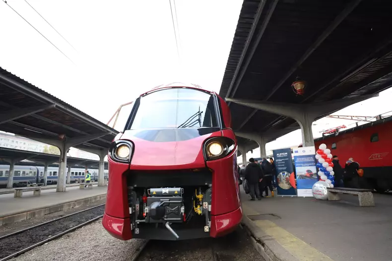 b69ef063-37c2-4928-9873-1ffe1a0a7996