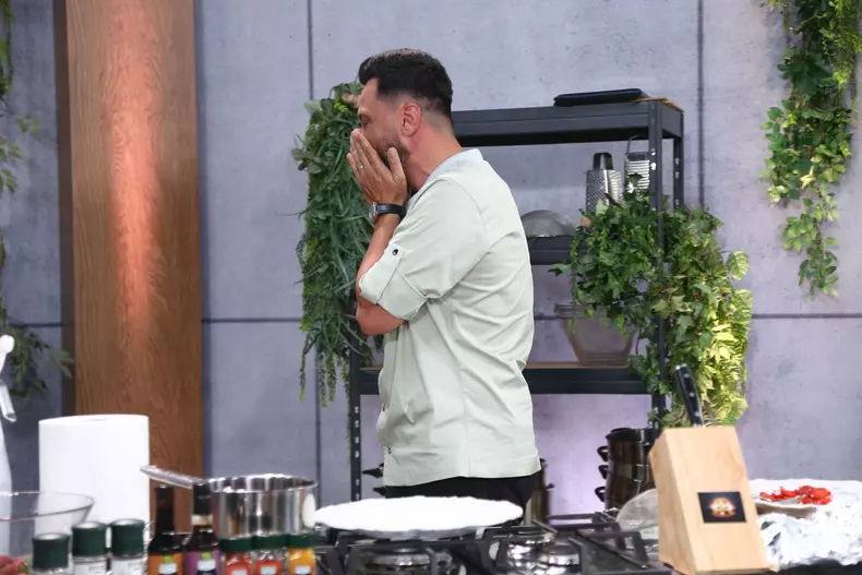 chefi la cutite sezonul 14 (2)