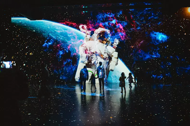 Cosmos – Descoperă tainele universului, o călătorie captivantă prin misterele cosmosului. Foto MINA Cluj