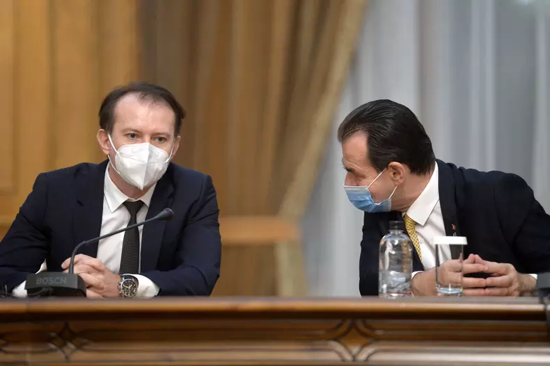 Ludovic Orban si Florin Citu in 2020, cand erau amandoi membri PNL. Orban era presedinte al PNL. Foto: Hepta