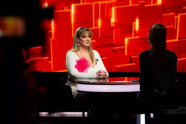 Oana Lis la 40 de intrebari cu Denise Rifai