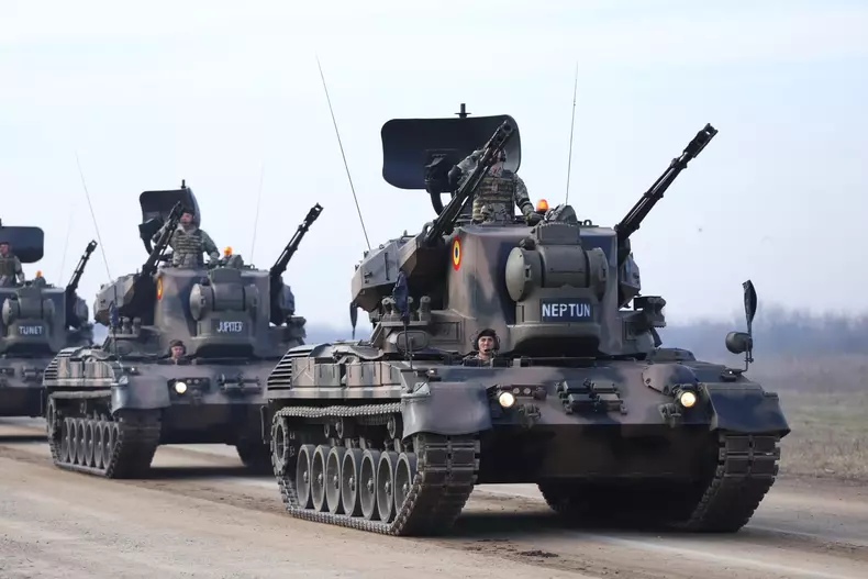 repetiții pentru Parada Militară Națională-4