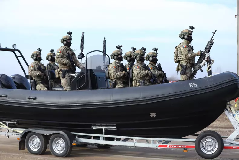 repetiții pentru Parada Militară Națională