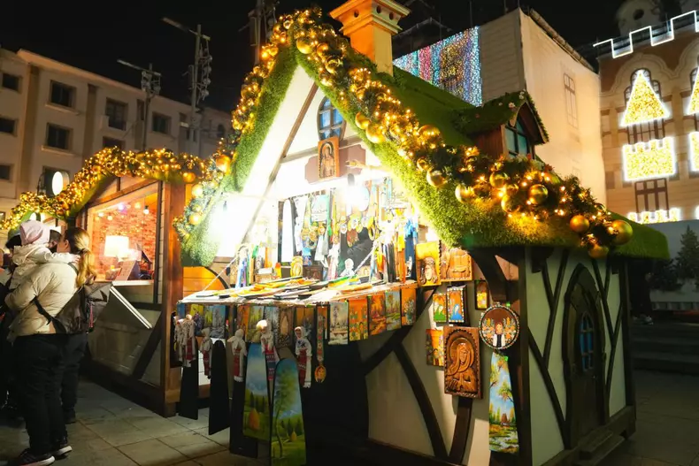 targ7-craciun-craiova-facebook