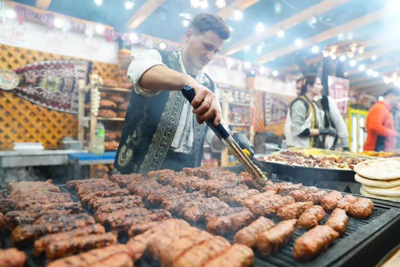 targ8-craciun-craiova-facebook