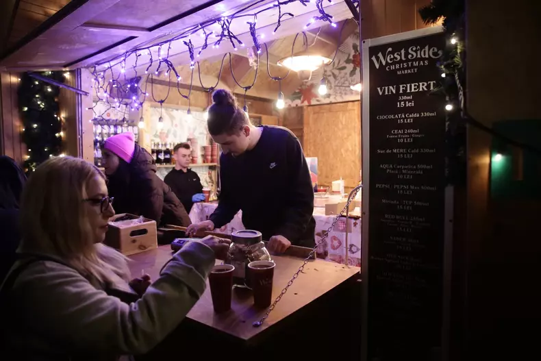 west side christmas market untold drumul taberei targ craciun bucuresti angelescu mitus 2