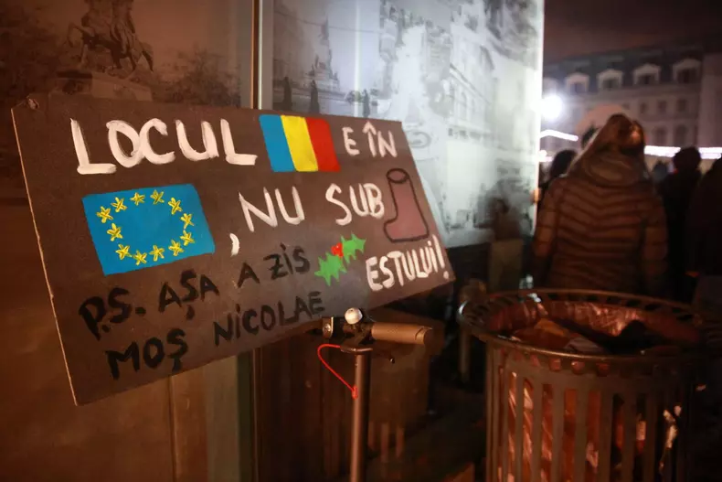 Miting pro-Europa în Piața Universității, intitulat „România speră”