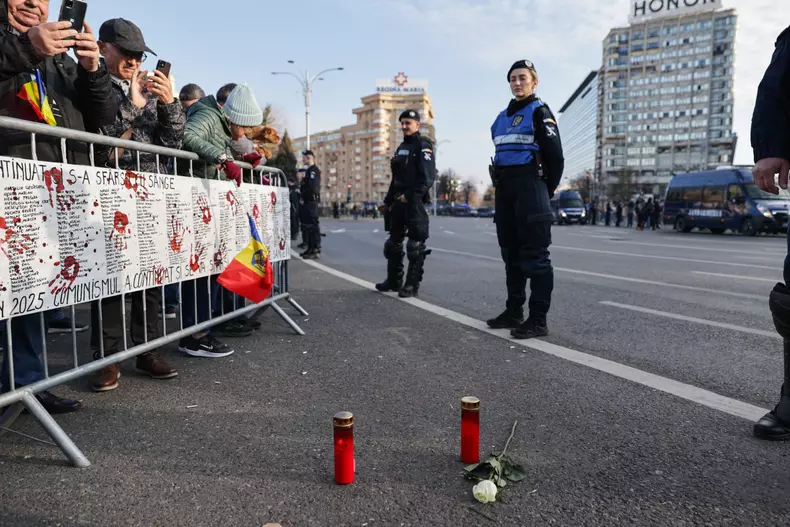 24 ianuarie - jandarmii, protestatari, garduri