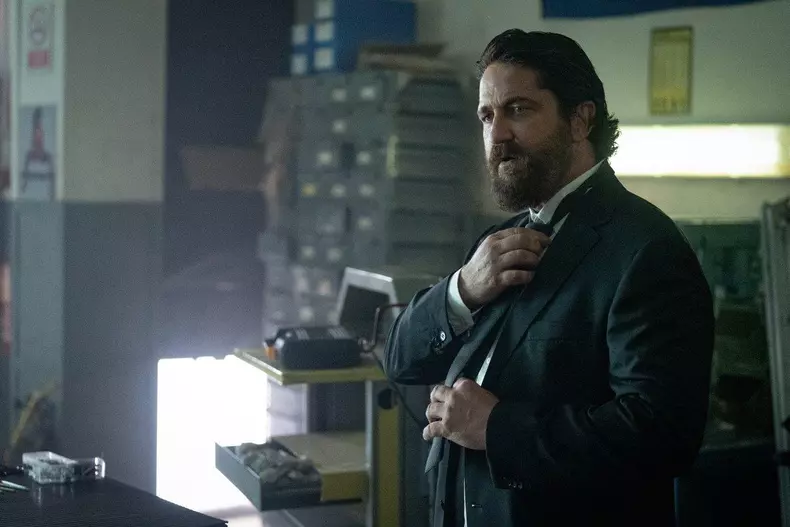 fratia hotilor 2 pantera gerard butler (3)