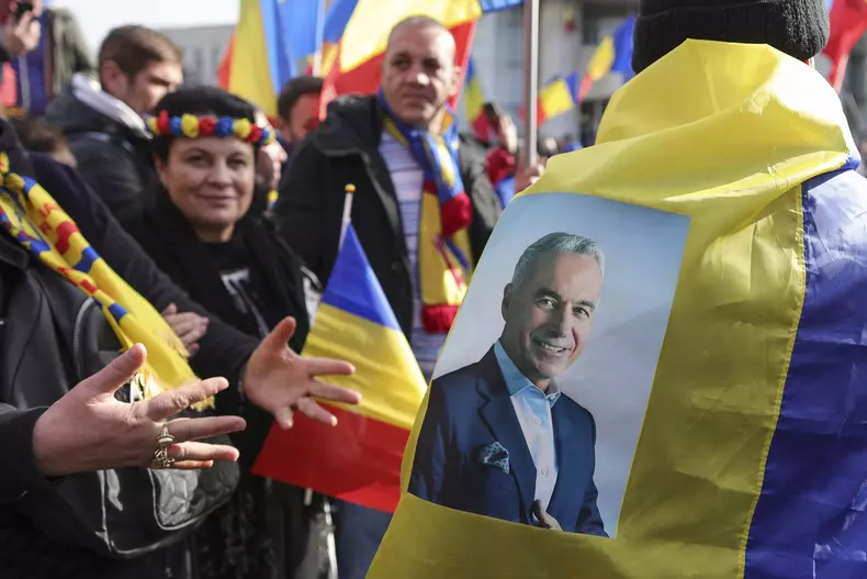 GEORGESCU_HORA_CAROL_005_INQUAM_Photos_Octav_Ganea