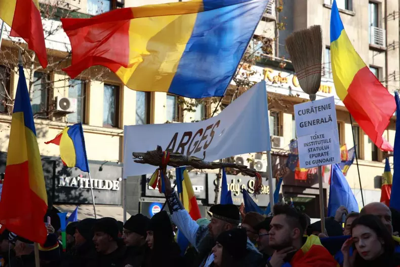 protest22-aur-bucuresti-libertatea-eli-driu