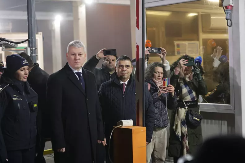 România a intrat în Schengen complet. Miniştrii de interne român și bulgar au celebrat de Anul Nou aderarea terestră (0)