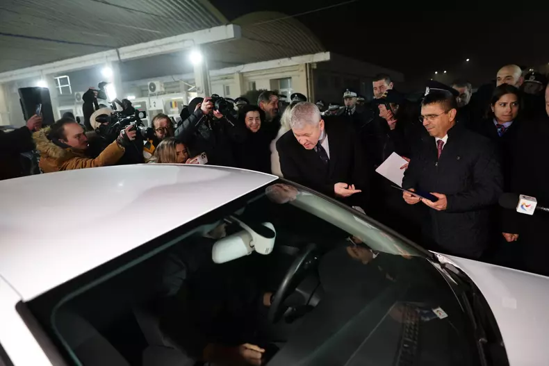 România a intrat în Schengen complet. Miniştrii de interne român și bulgar au celebrat de Anul Nou aderarea terestră (17)