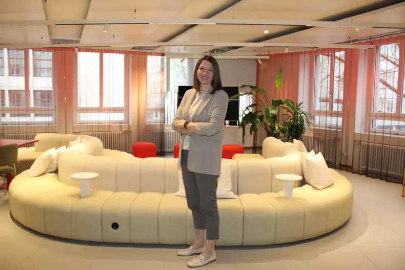 Booking_Esther Berger_2196