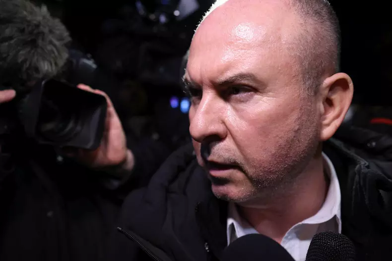 Catalin Zisu, adus la sediul Directiei Nationale Anticoruptie. Foto: Inquam Photos / George Calin