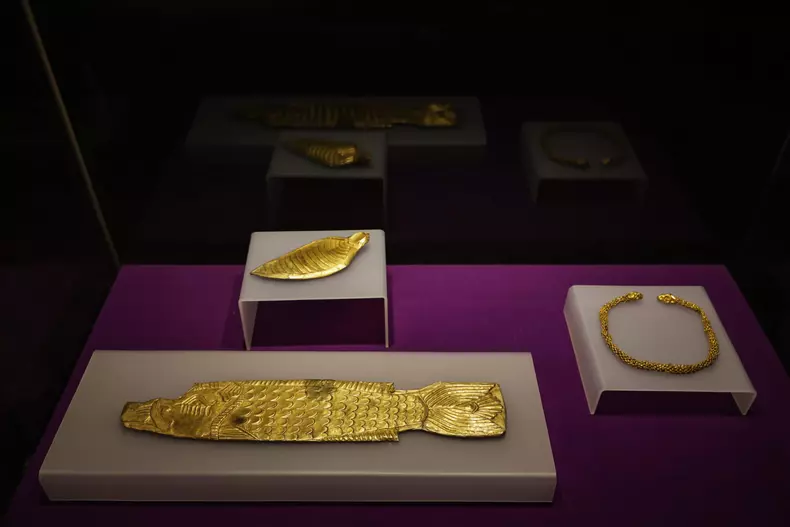 Tezaurul de la Muzeul Național de Istorie a României