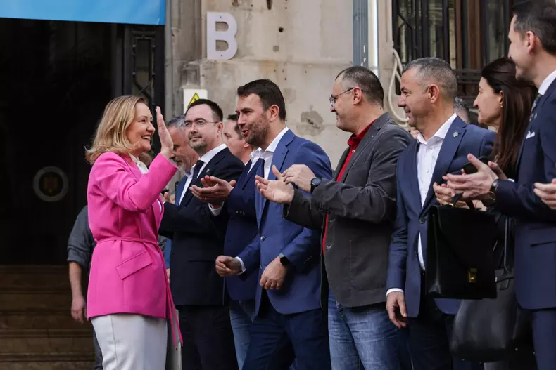 elena-lasconi-candidatura-prezidentiale (12)