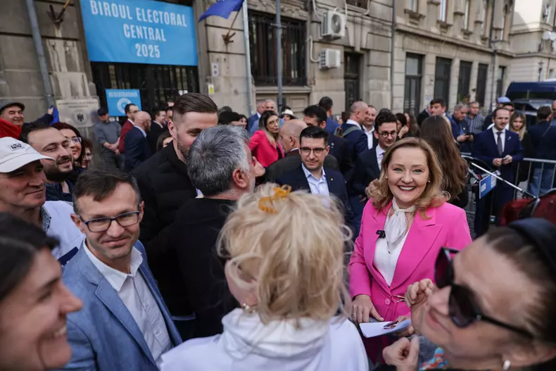 elena-lasconi-candidatura-prezidentiale (14)