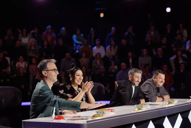 juriul Romanii au talent (2)