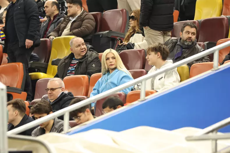 Laura Vicol, la meciul FCSB-Lyon. FOTO Dumitru Angelescu