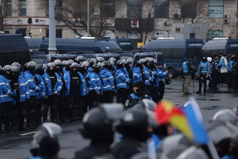 protest-aur-piata-victoriei-001 (6)