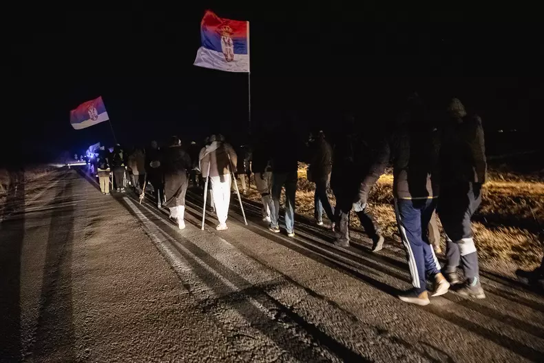 protest-serbia-la-sate-s-104