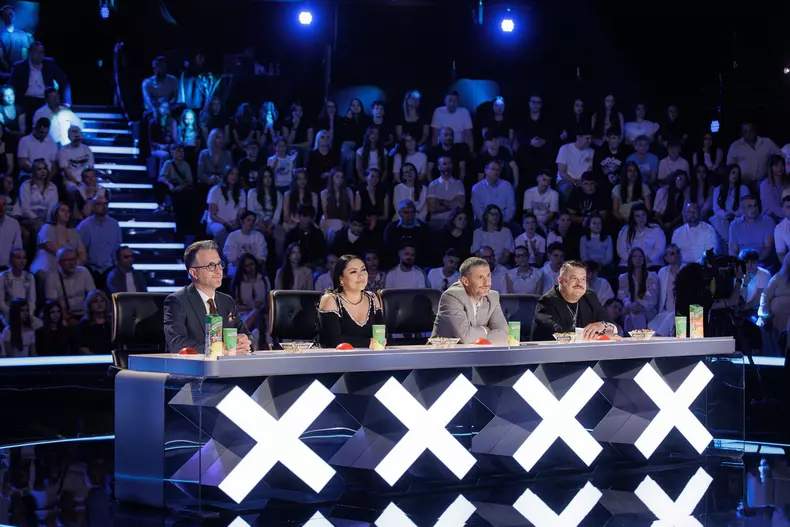 juratii Romanii au talent (1) (1)