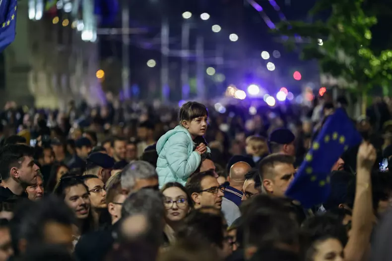 sustinatori-nicusor-dan-turul-2-prezidentiale-18 mai