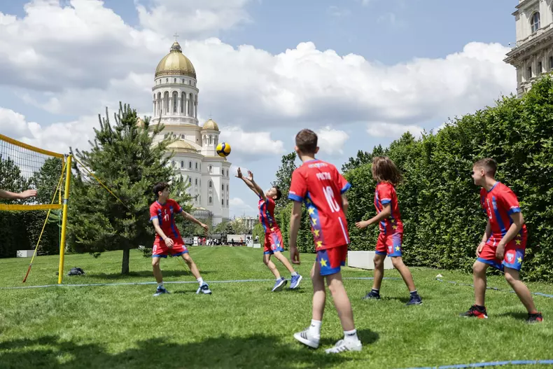 36915d16-54d4-4dfa-a20b-c329627352cc