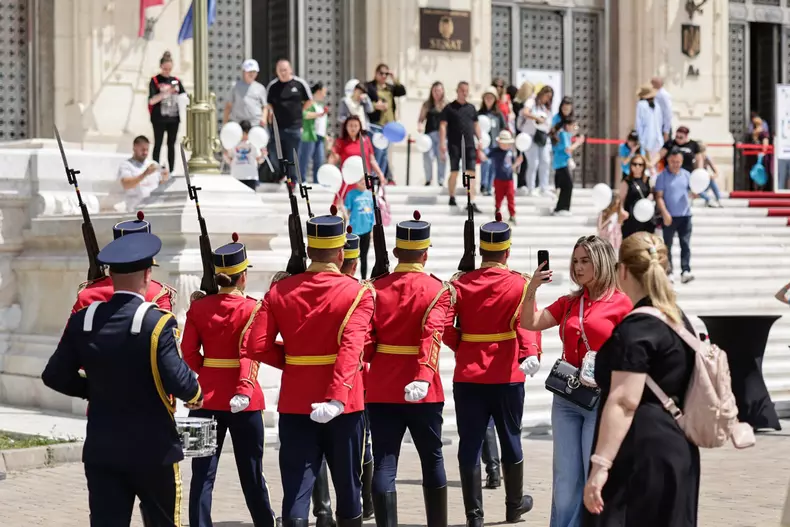 fe627400-b247-401e-8f3e-128ef0dc6e69