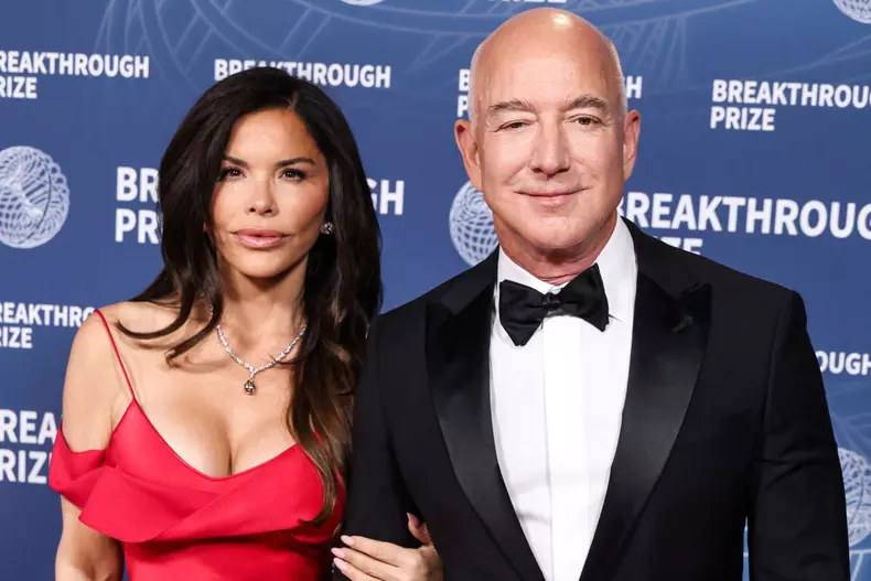 Jeff Bezos și Lauren Sanchez