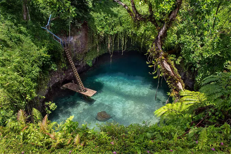 To Sua Ocean Trench, Samoa