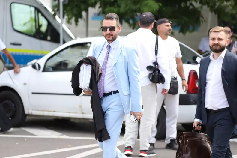 Vlad Pascu pronuntare, avocati Vlad Pascu. Foto Dumitru Angelescu_9559