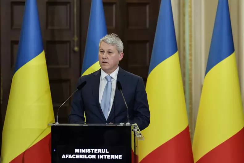 Mesajul transmis de Nicuşor Dan, la aniversarea MAI, despre cazurile de violenţă la adresa femeilor și despre consumul de droguri (13)