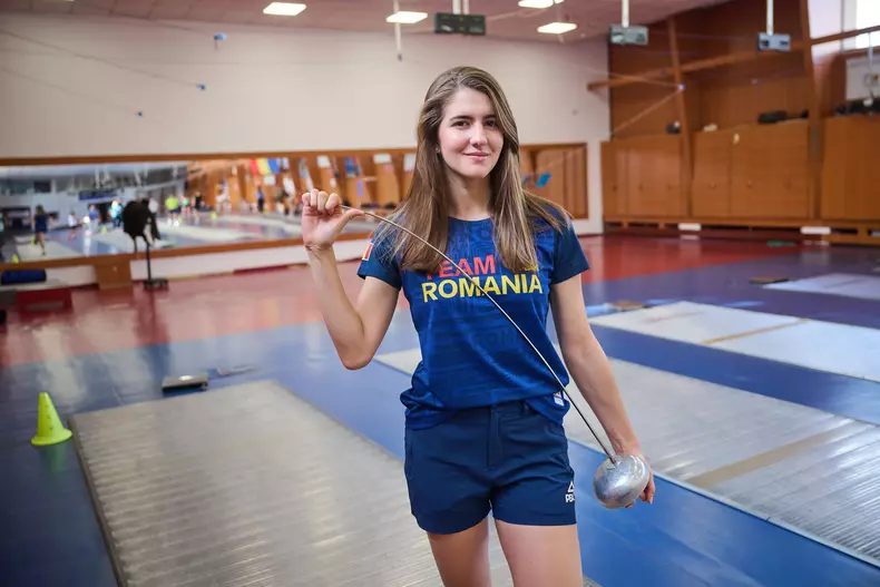 alexandra predescu  (12)