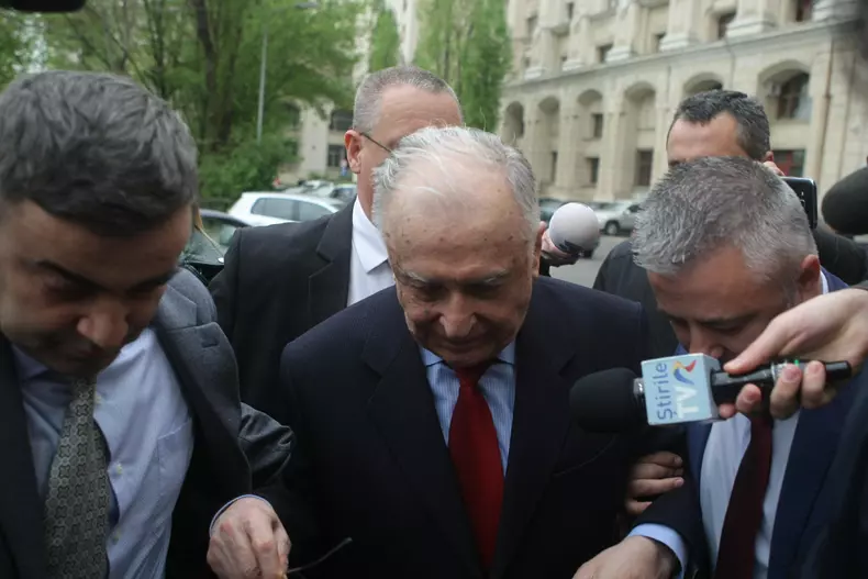Ion Iliescu a fost citat la Parc
