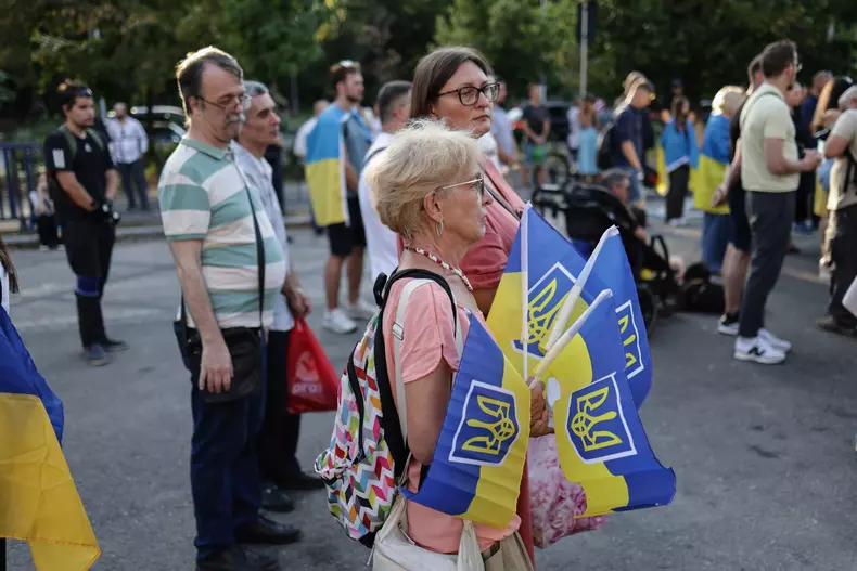 VIDEO Prințesa Briana Caragea a primit medalia Inima de Aur din partea lui Zelenski pentru ajutorul acordat refugiaților ucraineni (8)