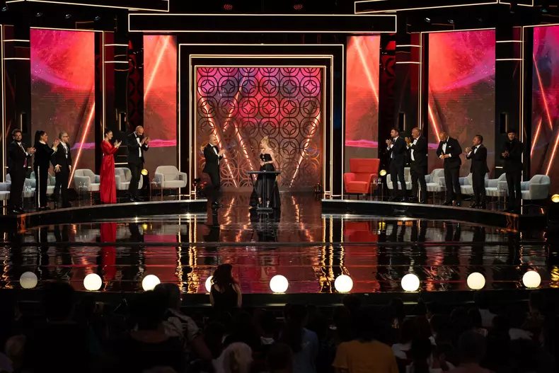 Anamaria Prodan in show-ul La bine si la Roast (1)