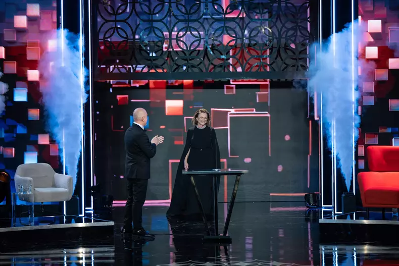 Carmen Tanase in show-ul La bine si la Roast (1)