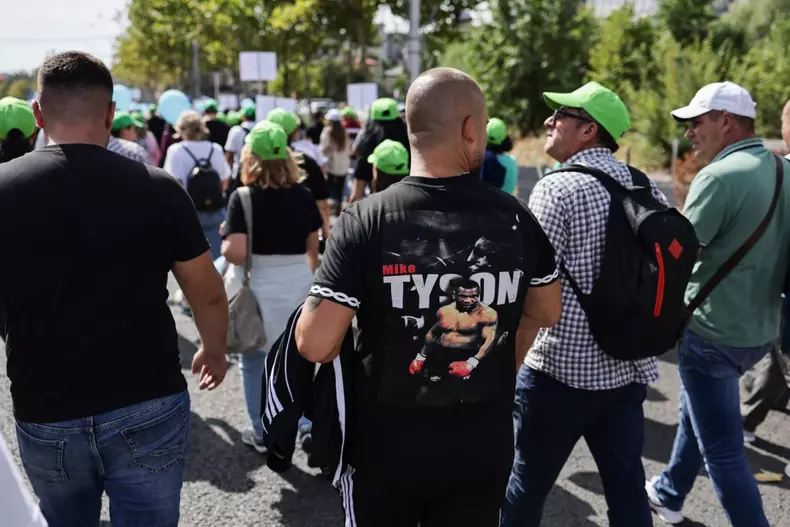 protestatari bucuresti izvor 2