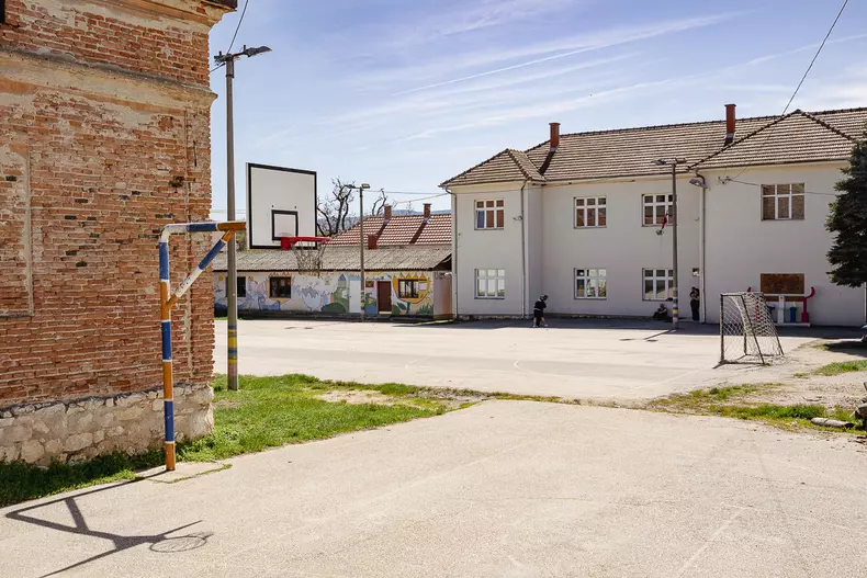 sat-romani-mina-s-177