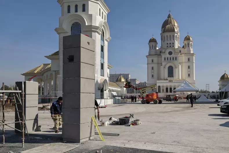 Catedrala Mântuirii Neamului înainte de deschidere foto Vlad Chirea (3)