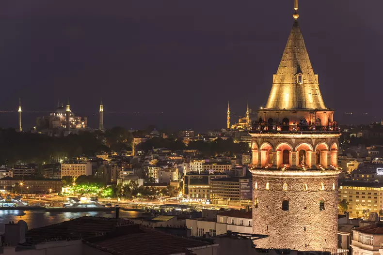 İstanbul Galata Tower Night