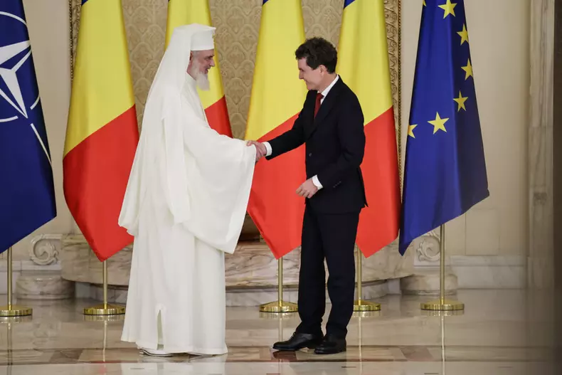 nicusor-dan-bartolomeu (22)4