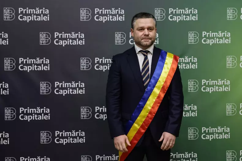 ciprian-ciucu-juramant-pmb (16)-